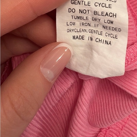 Pink Ribbed Ruched Rhinestone Crop Top Size M Y2K Coquette - Picture 4 of 4